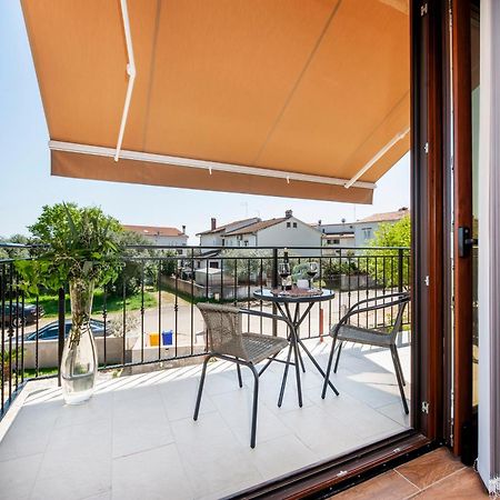 Apartman Lorena Rovigno Esterno foto