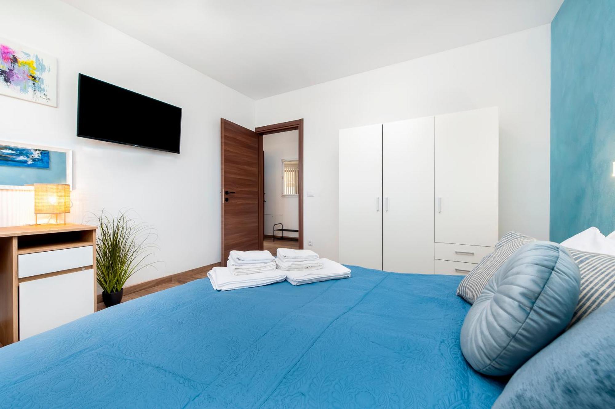 Apartman Lorena Rovigno Esterno foto